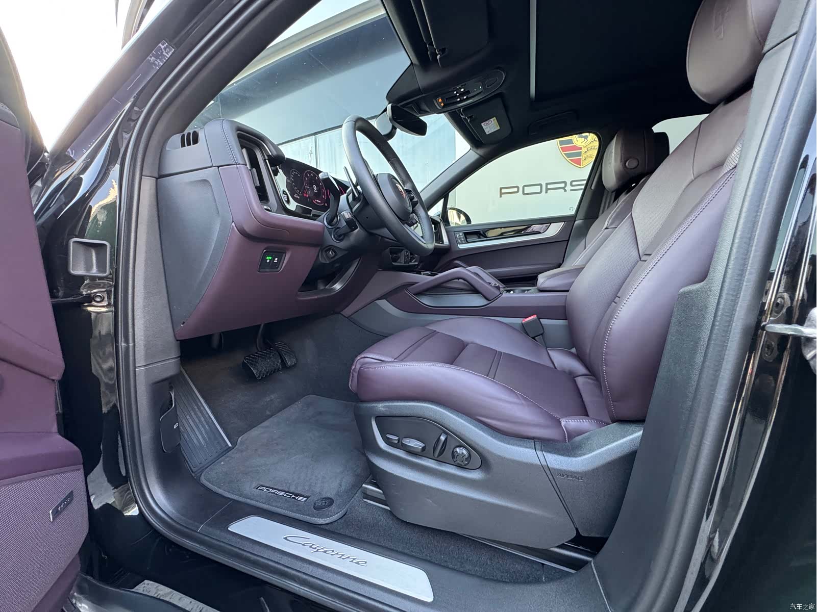 Porsche Cayenne, 2025 11