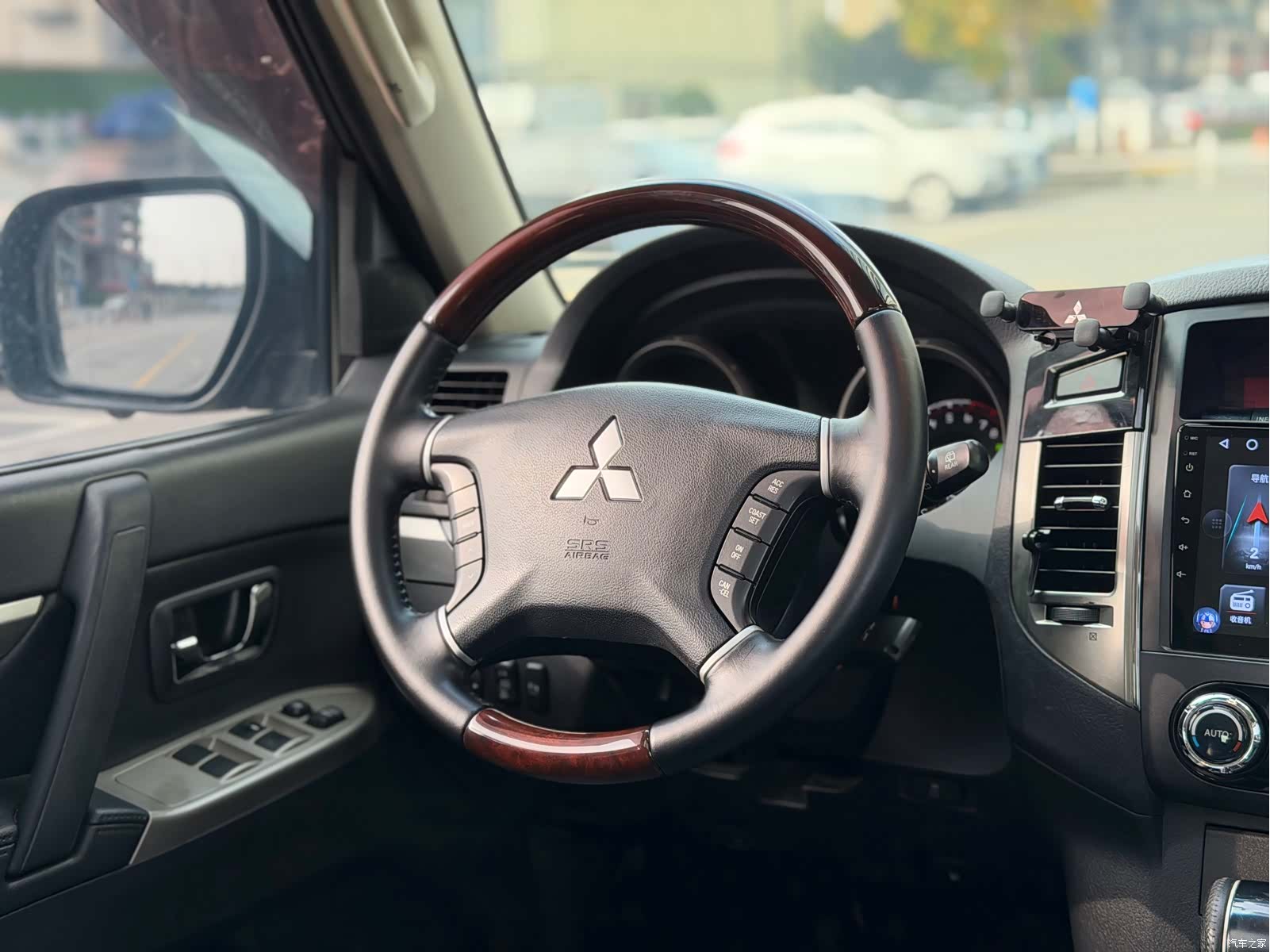 Mitsubishi Pajero, 2017 21