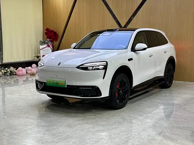 AITO M6 2026 — купить из Китая под заказ