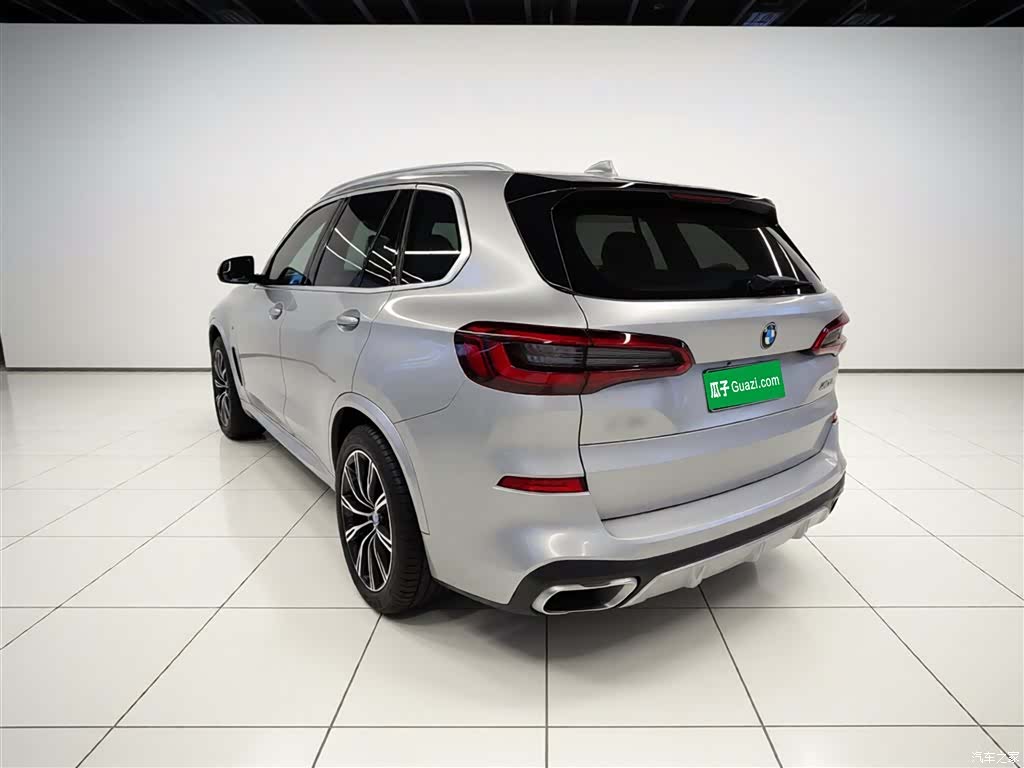 BMW X5, 2019 все фото