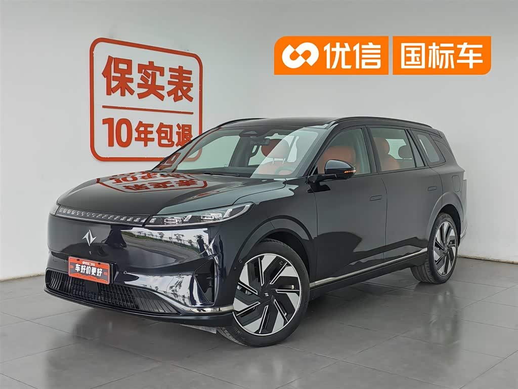 Dongfeng eπ008