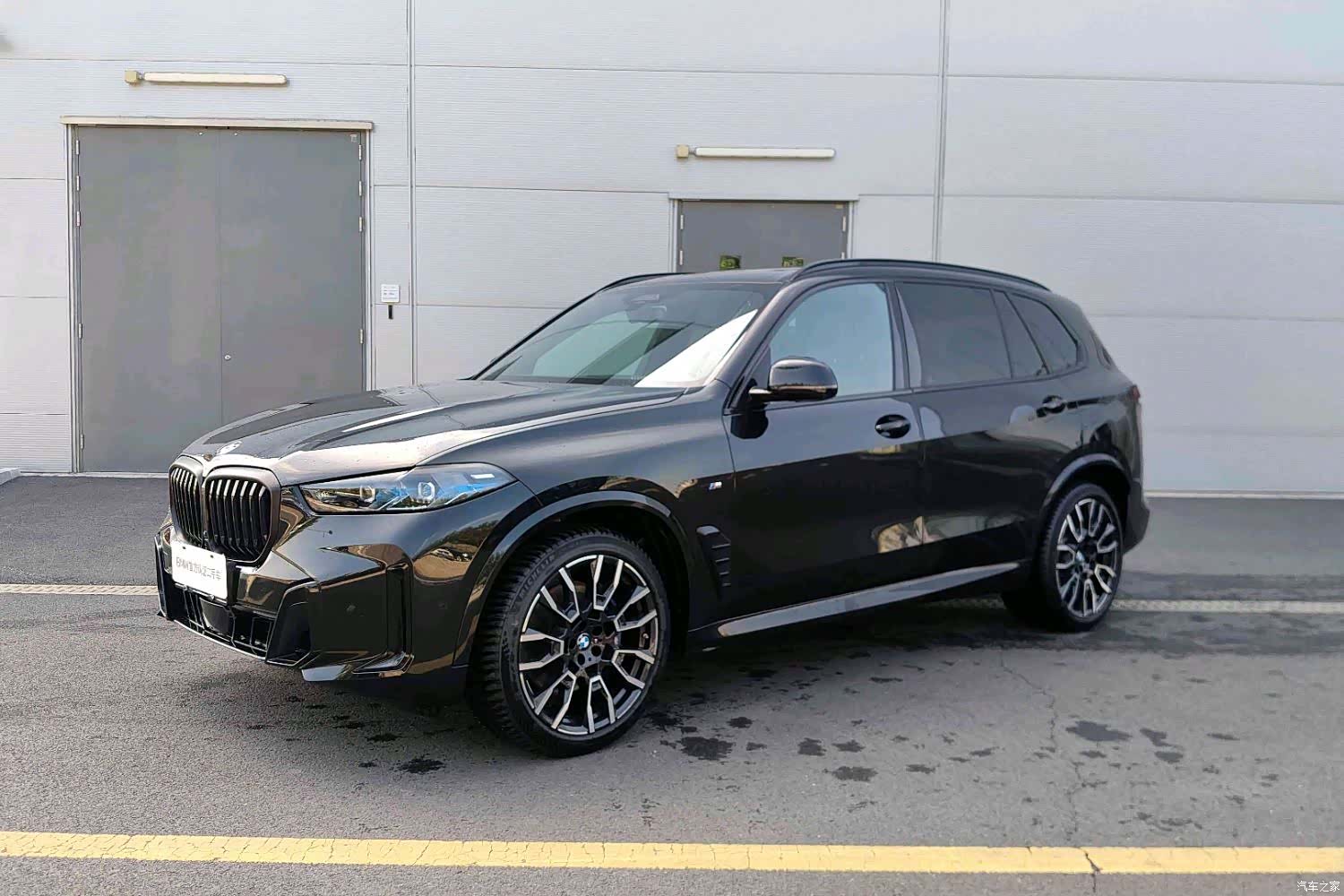 BMW X5, 2024 1