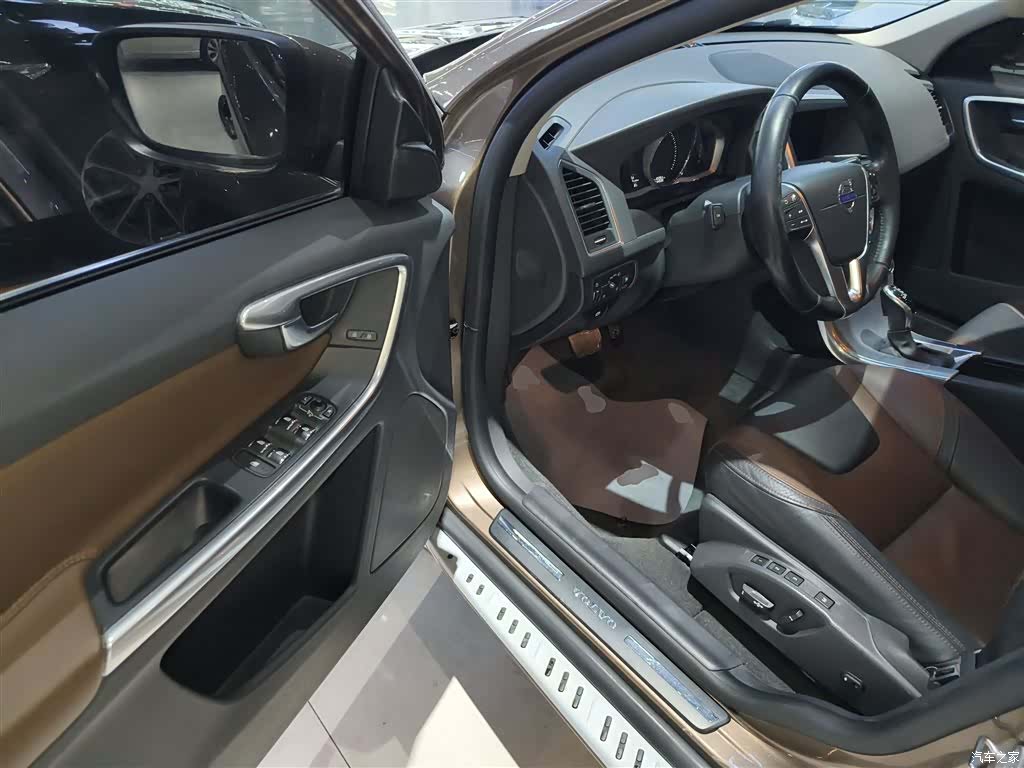 Volvo XC60, 2018 16