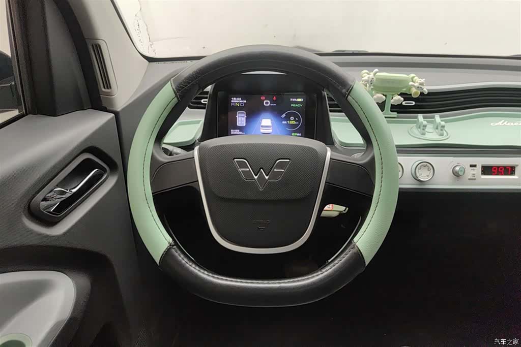 Wuling MINIEV, 2022 15