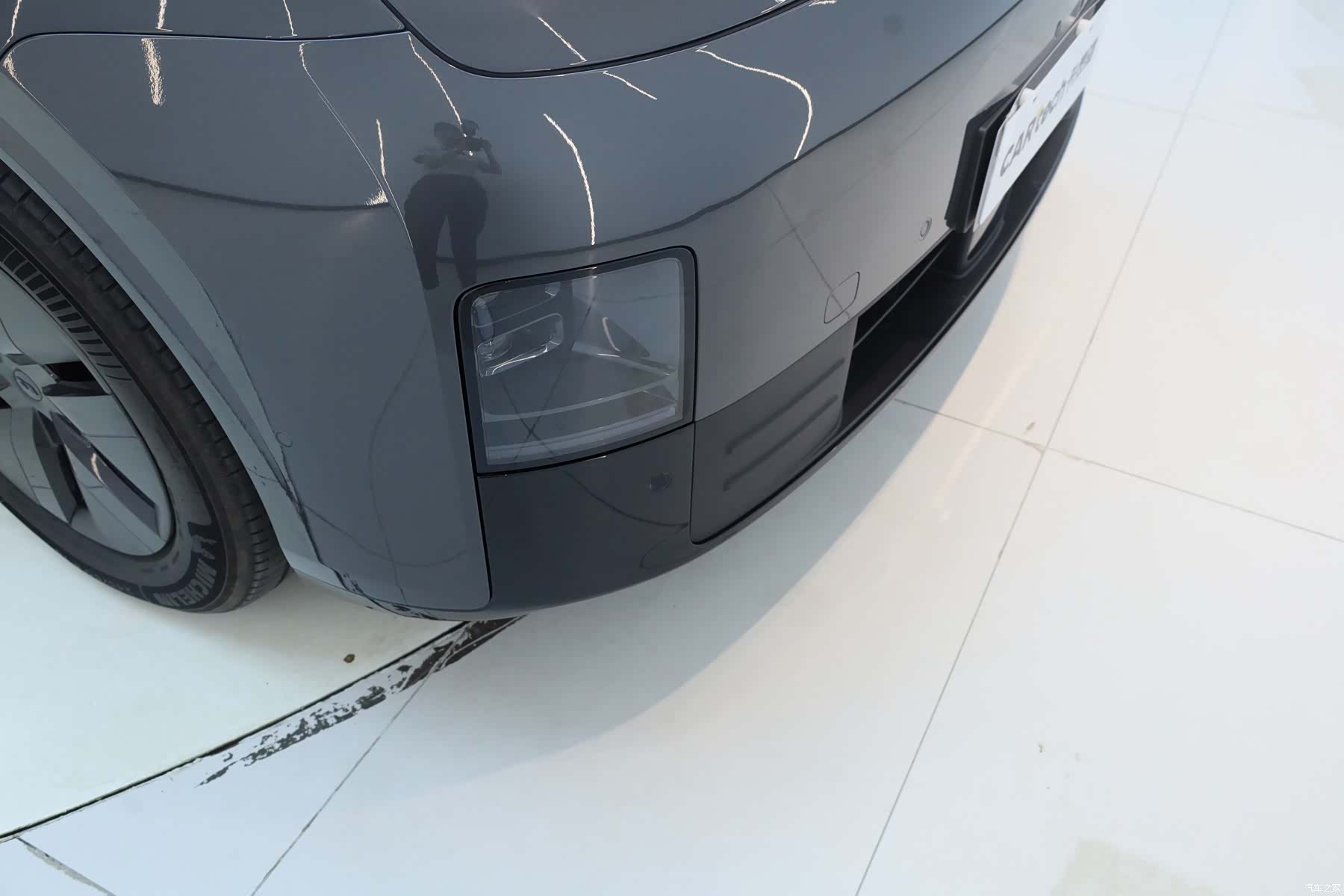 Li Auto MEGA, 2025 16