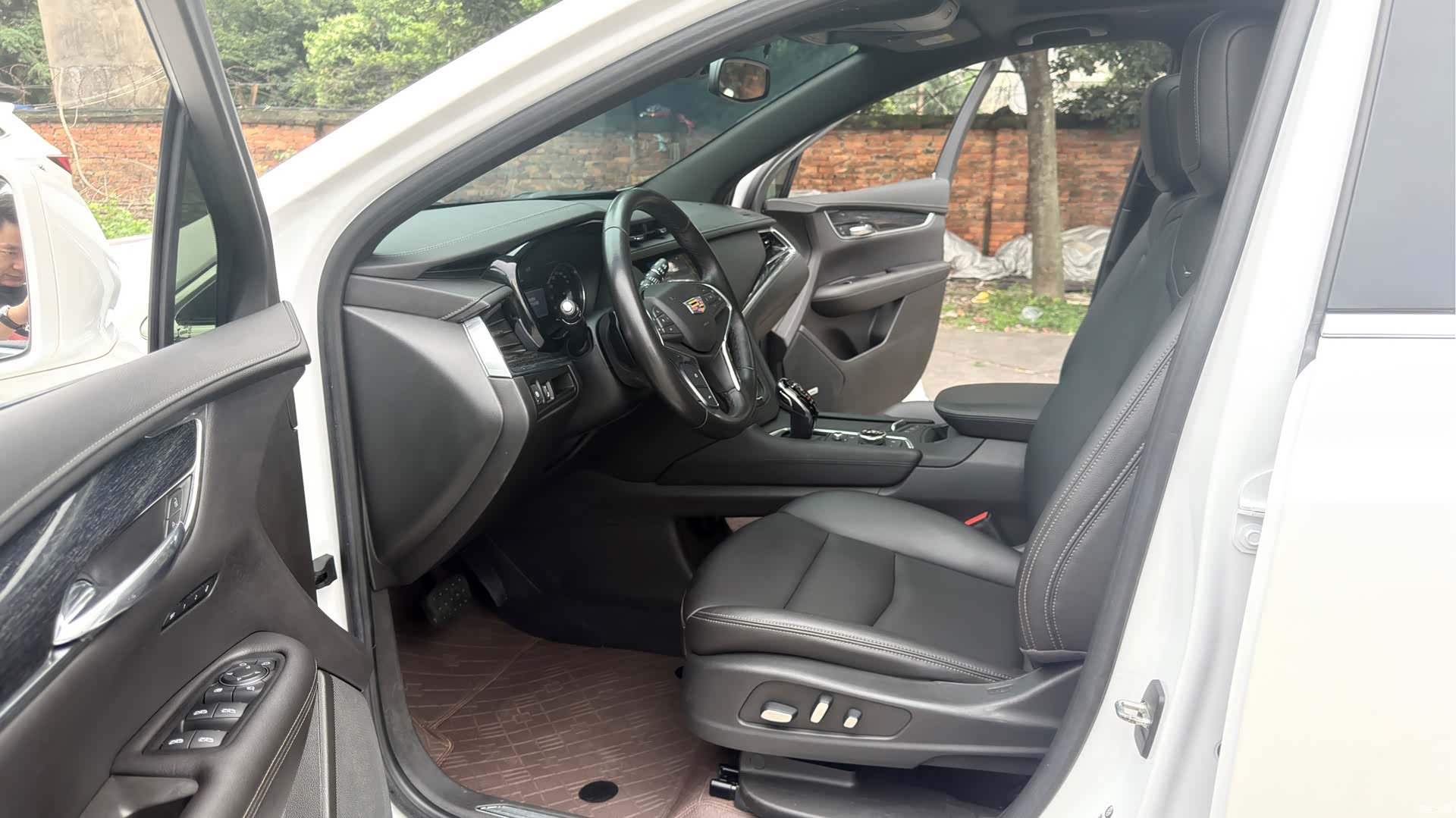 Cadillac XT5, 2021 все фото