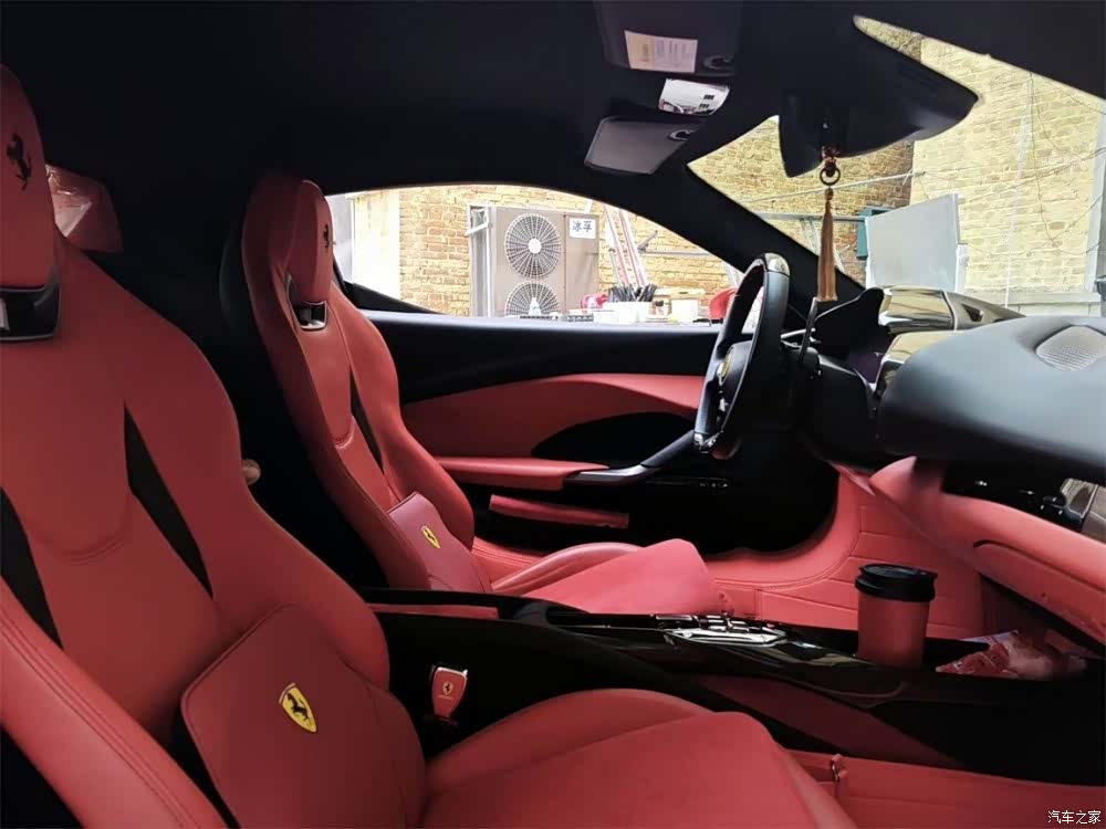 Ferrari 296, 2025 4