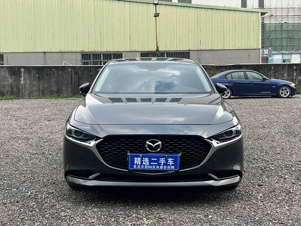 Mazda 3 Angkesaila