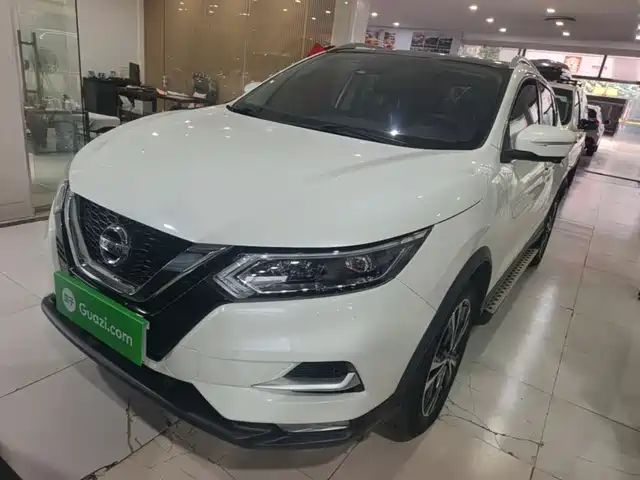 Nissan Qashqai 2021 — купить из Китая под заказ