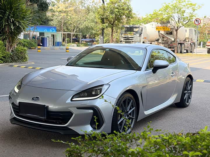 Subaru BRZ 2023 — фото 1
