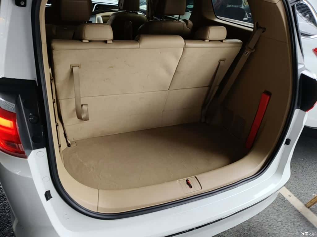 Buick GL8, 2019 19