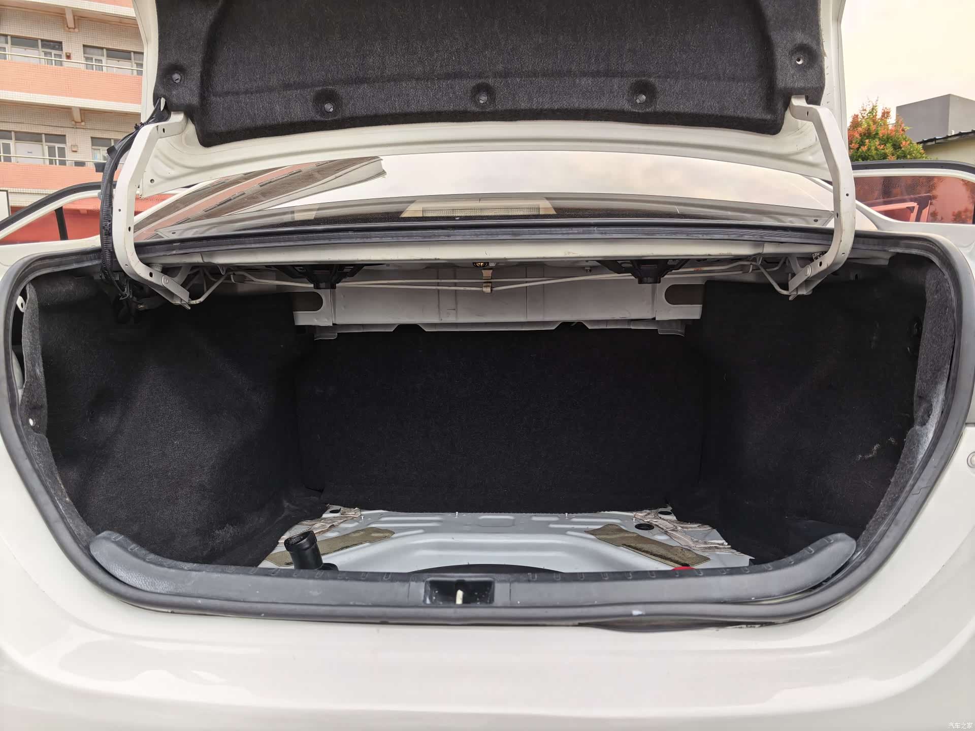 Toyota Corolla, 2014 13