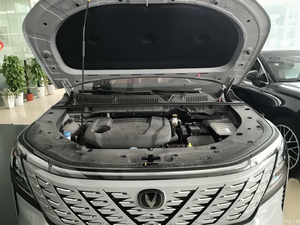Changan CS75, 2025 16
