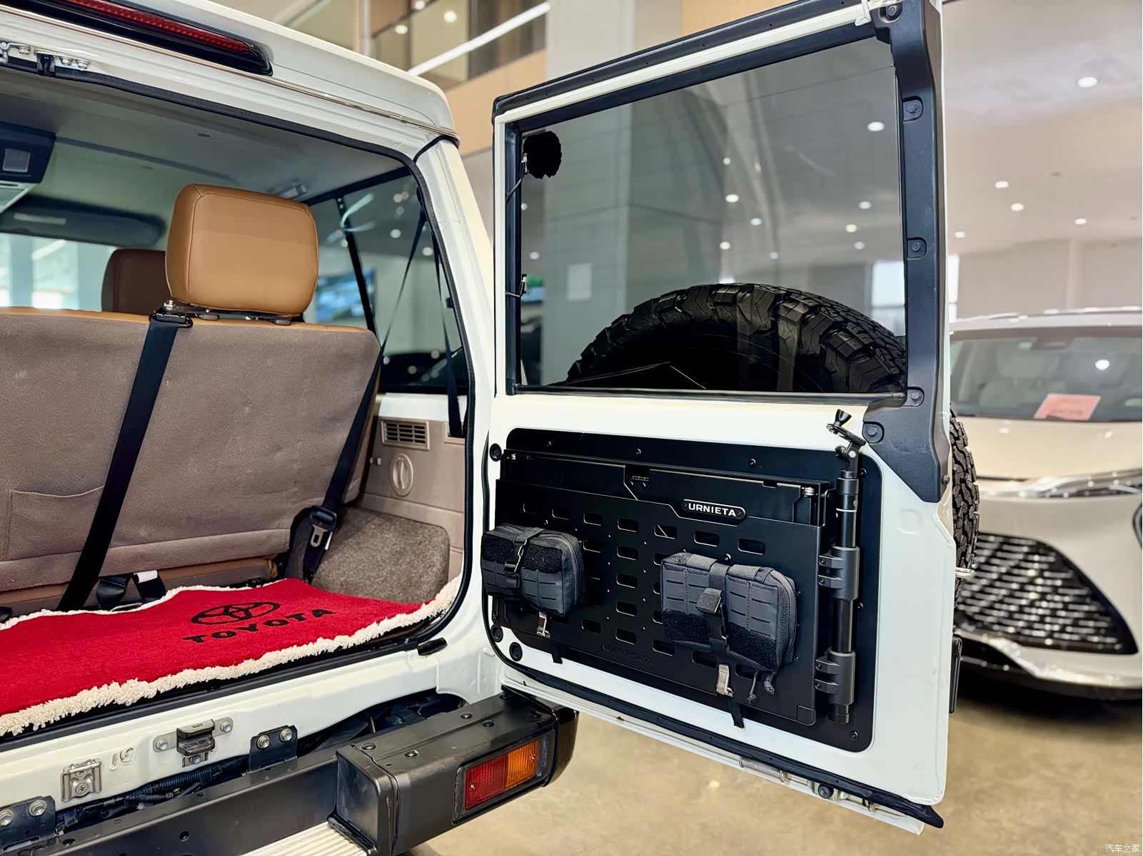 Toyota Land Cruiser, 2024 16