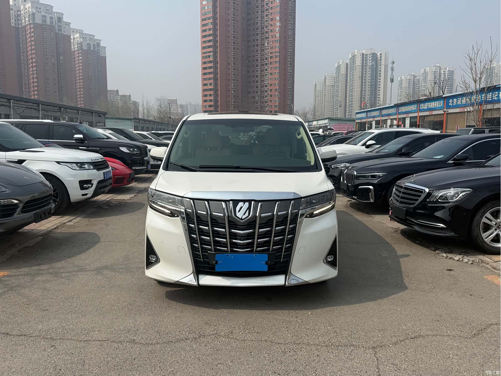 Toyota Alphard, 2019 2