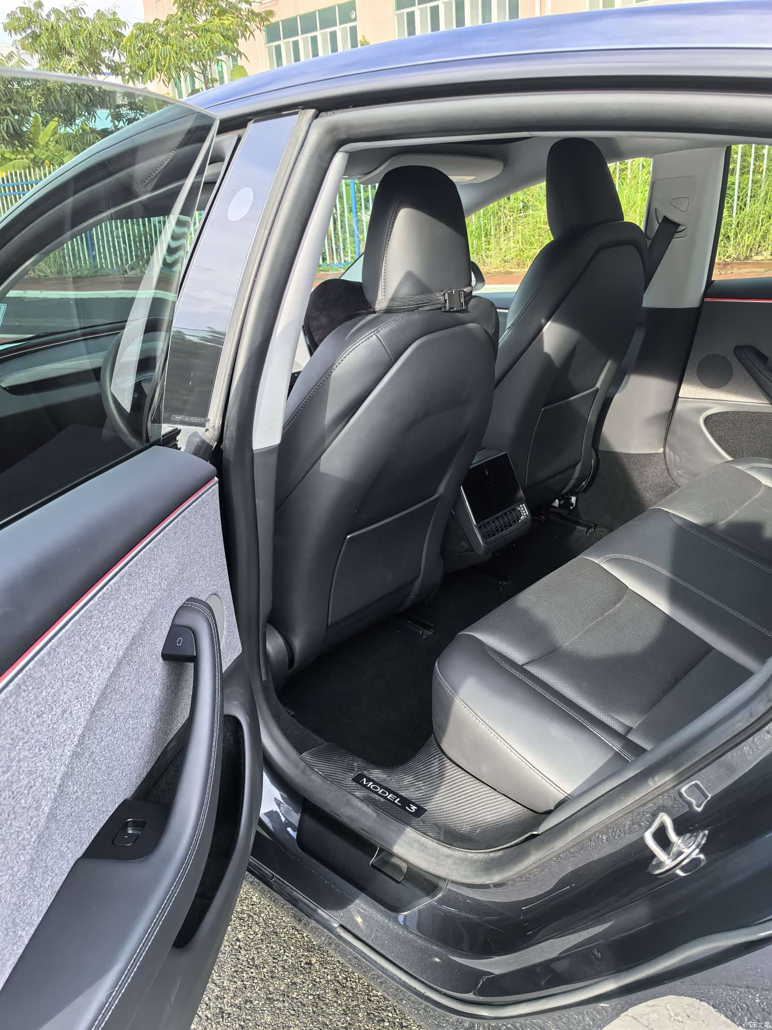 Tesla Model 3, 2024 7