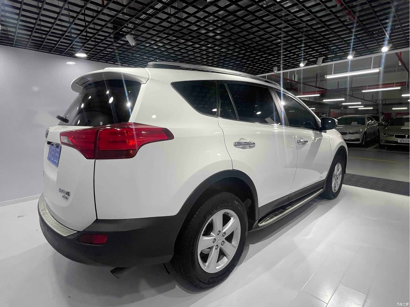 Toyota RAV4, 2013 7