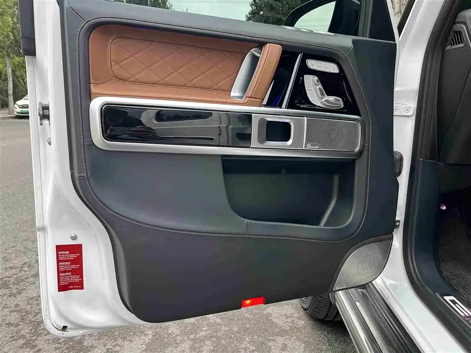 Mercedes-Benz G-class