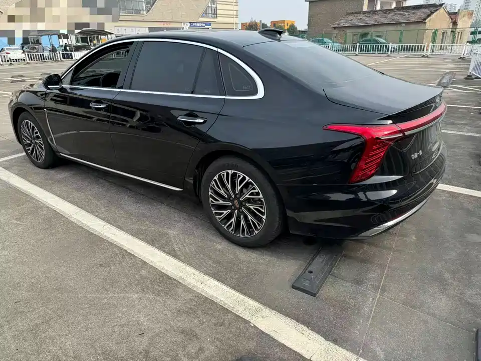 Hongqi H5