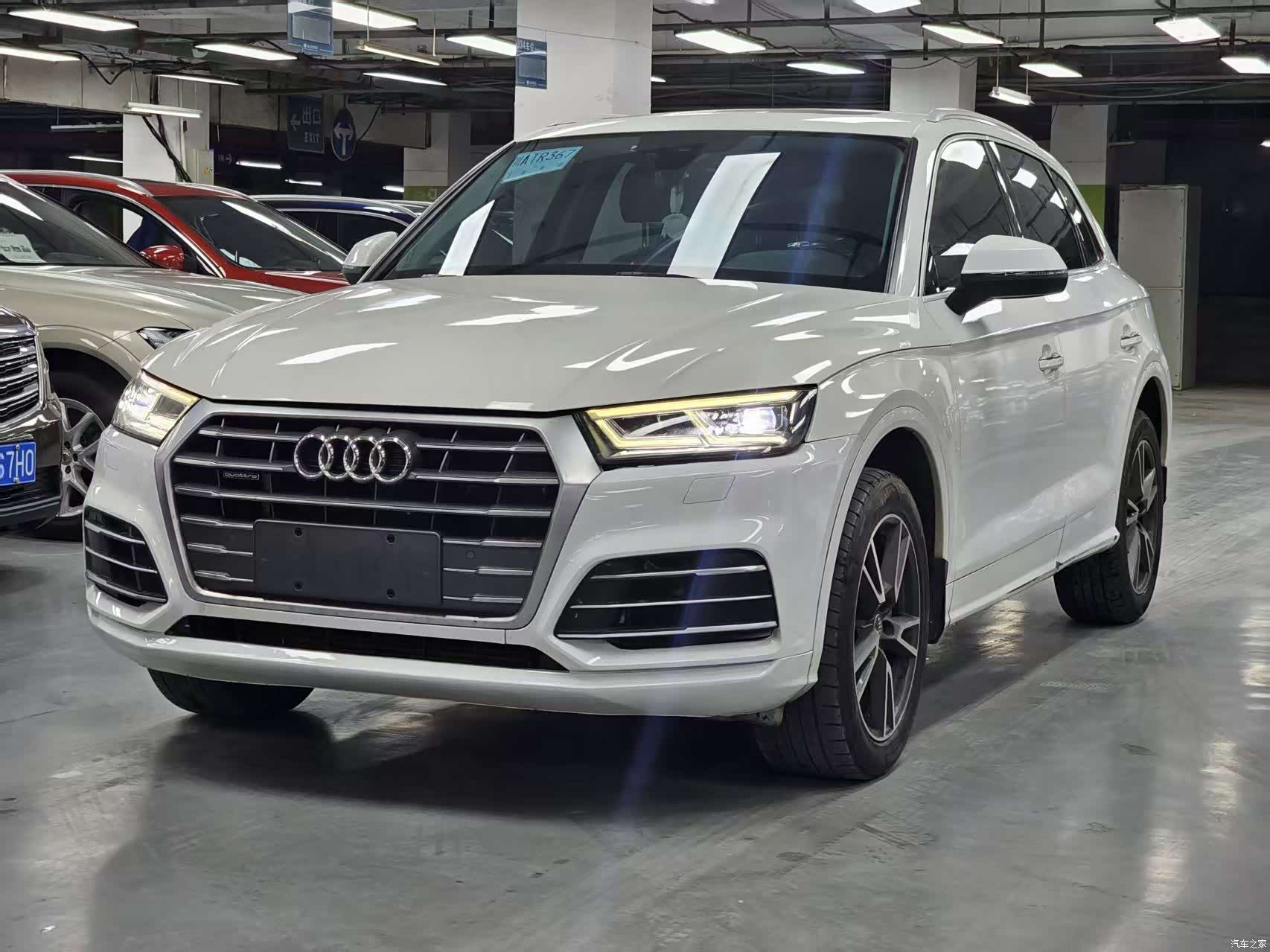 Audi Q5L, 2019 1