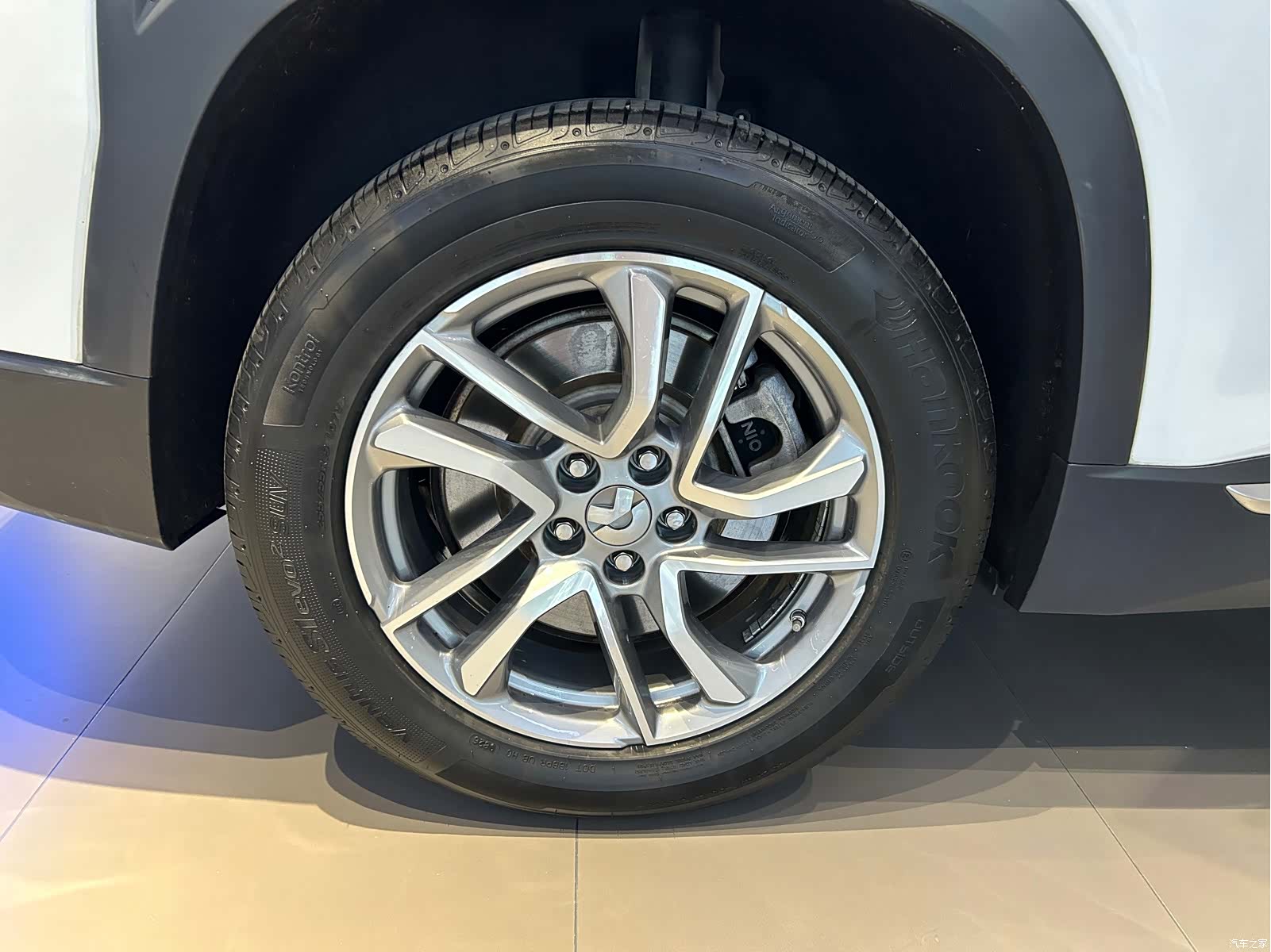 NIO ES6, 2022 4