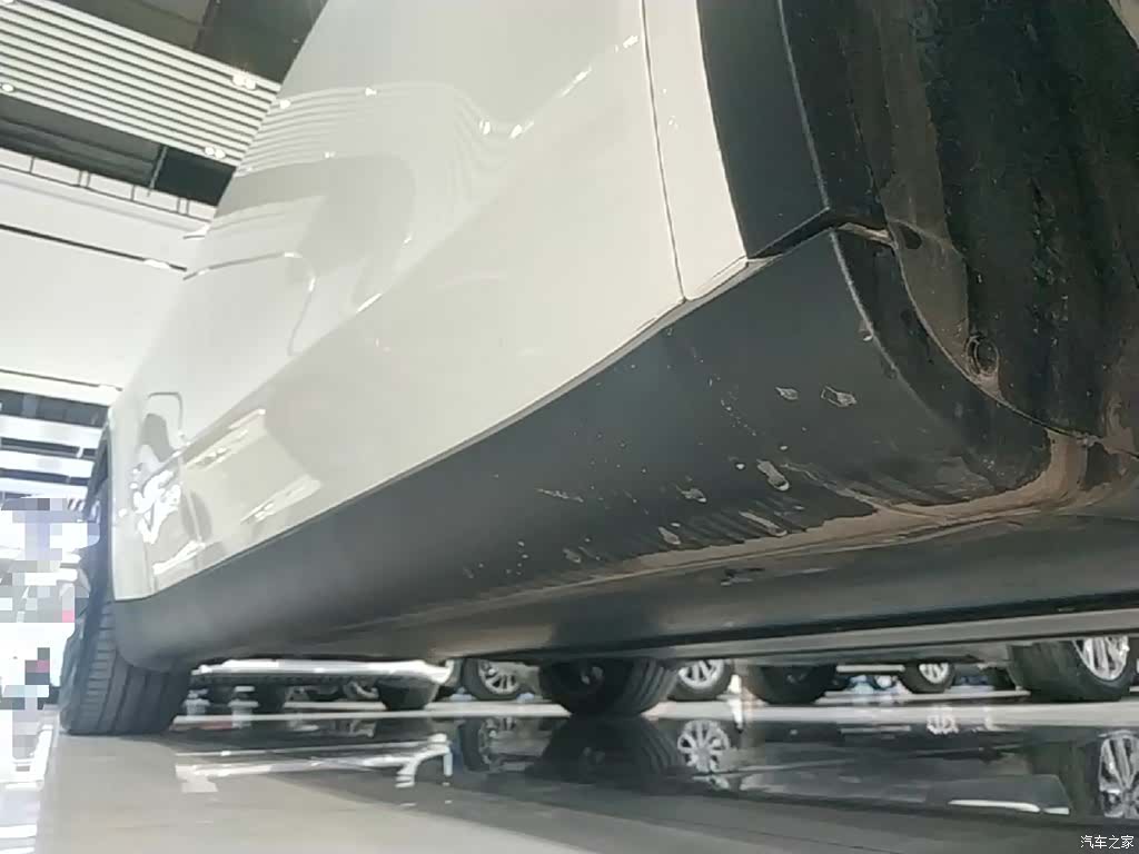 Tesla Model Y, 2022 21