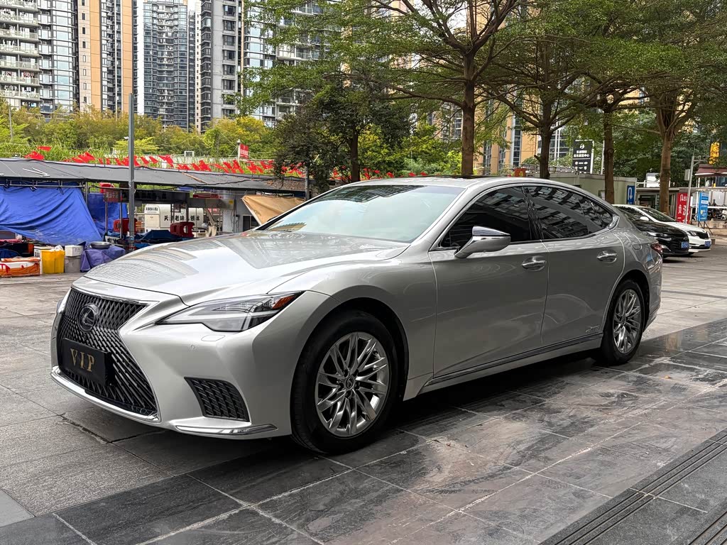 Lexus LS 2021 500h Luxury