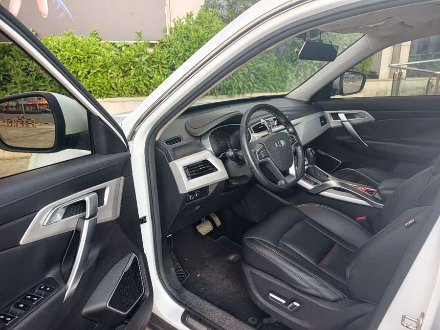 Geely Atlas 2018, фото 9