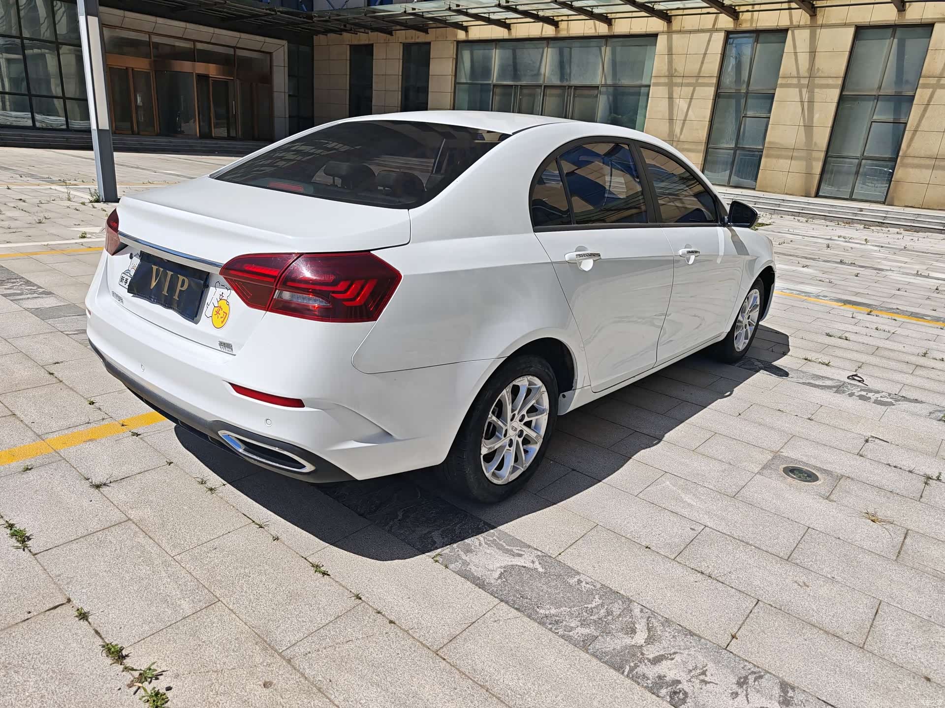 Geely Emgrand, 2021 6