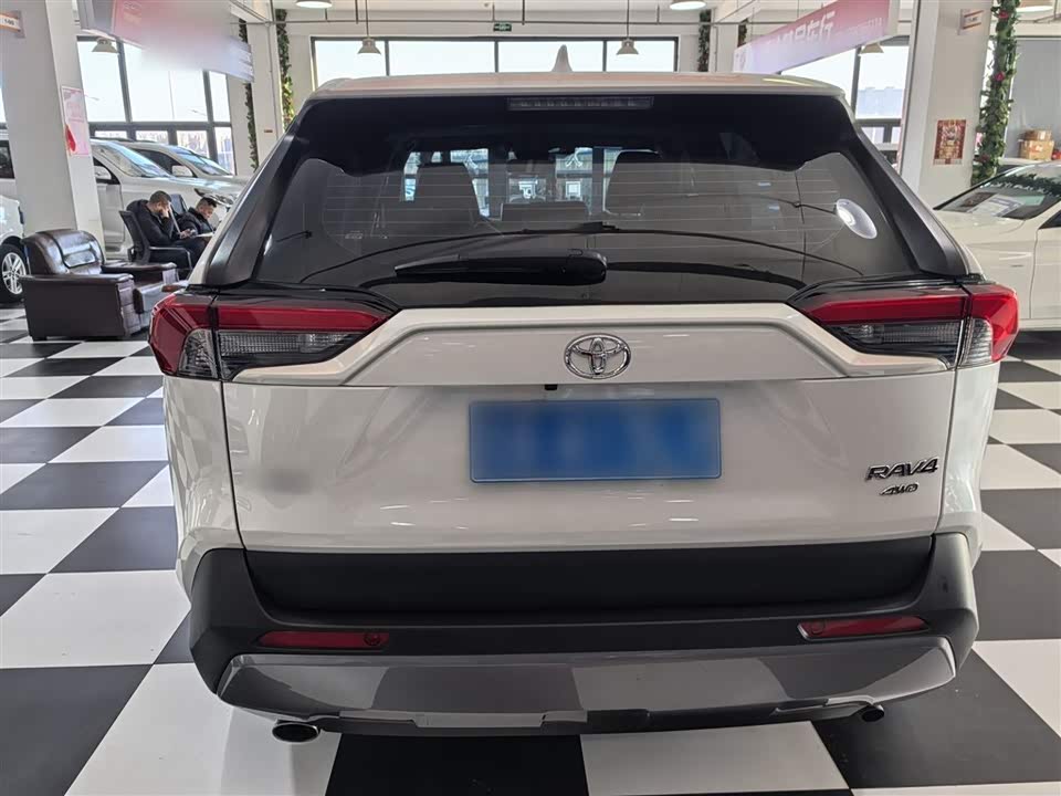 Toyota RAV4 Rongfang