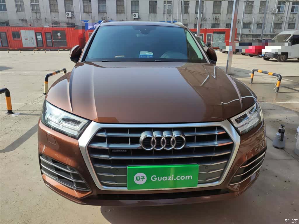 Audi Q5L, 2019 3