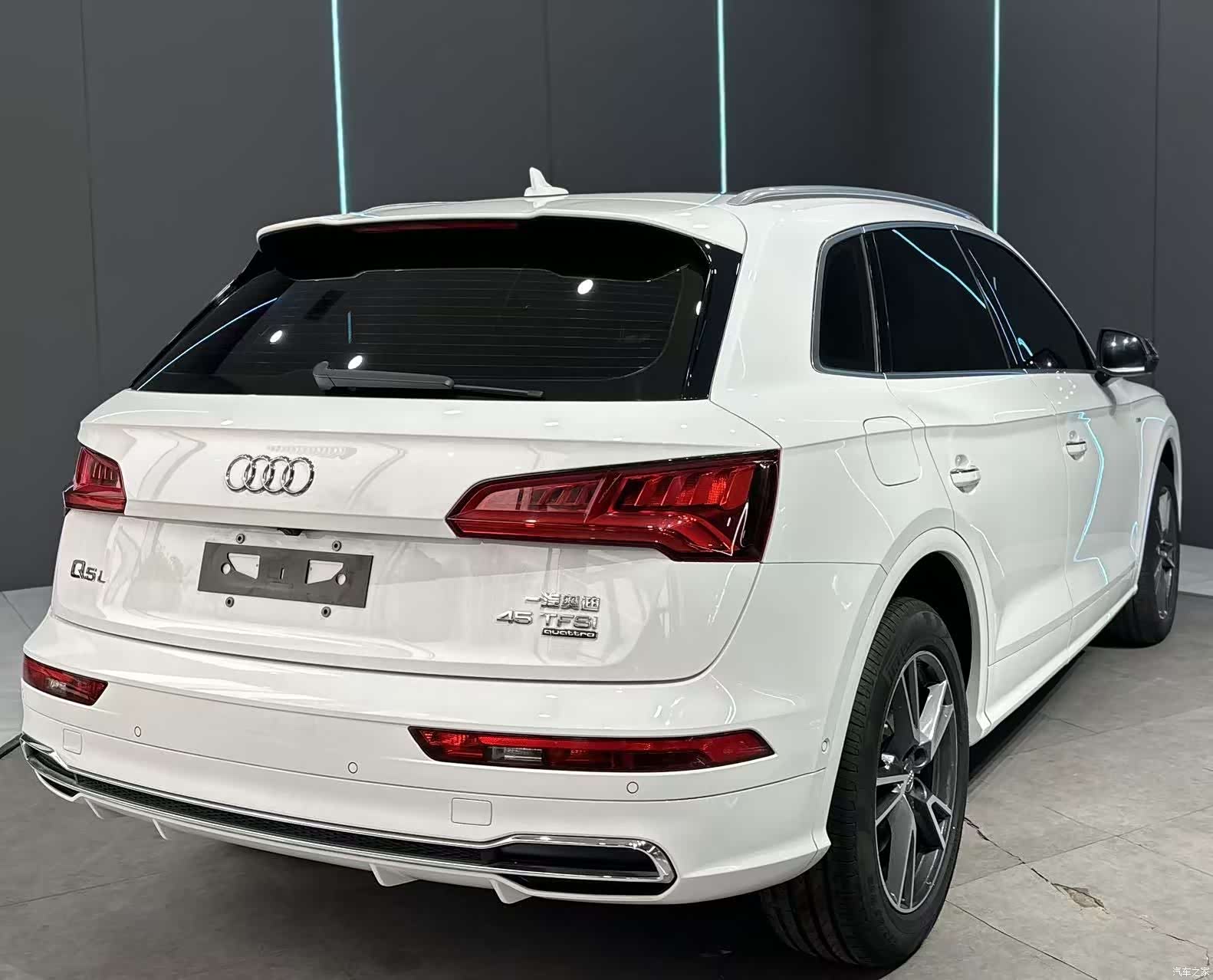 Audi Q5L, 2021 6