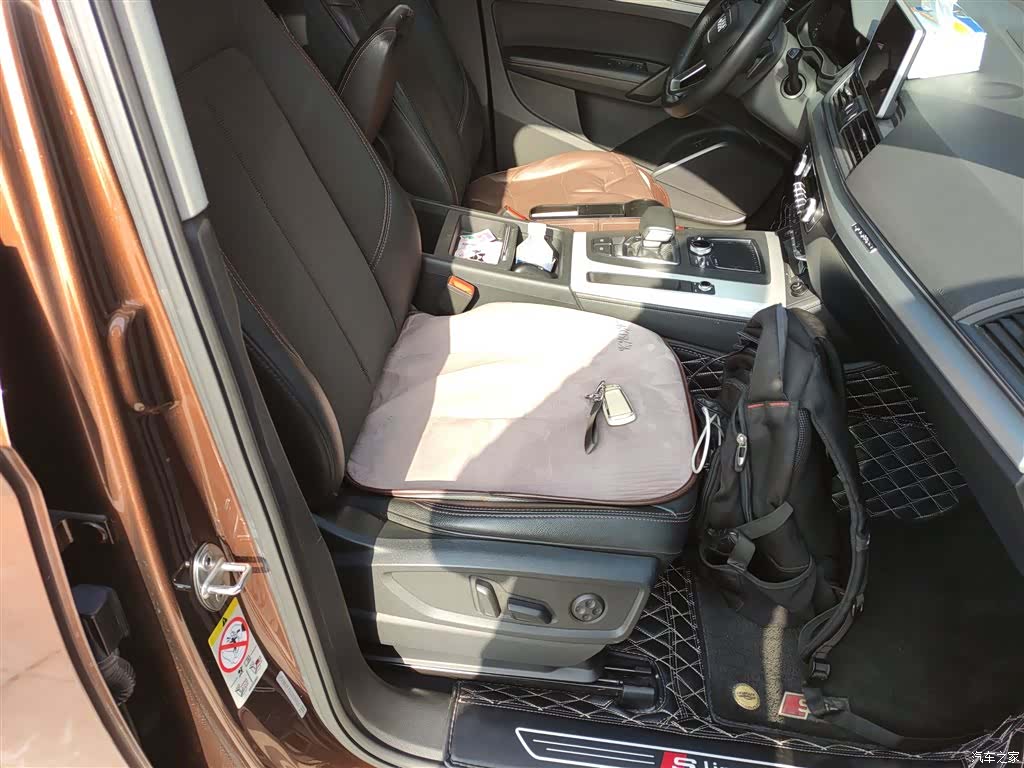 Audi Q5L, 2019 25