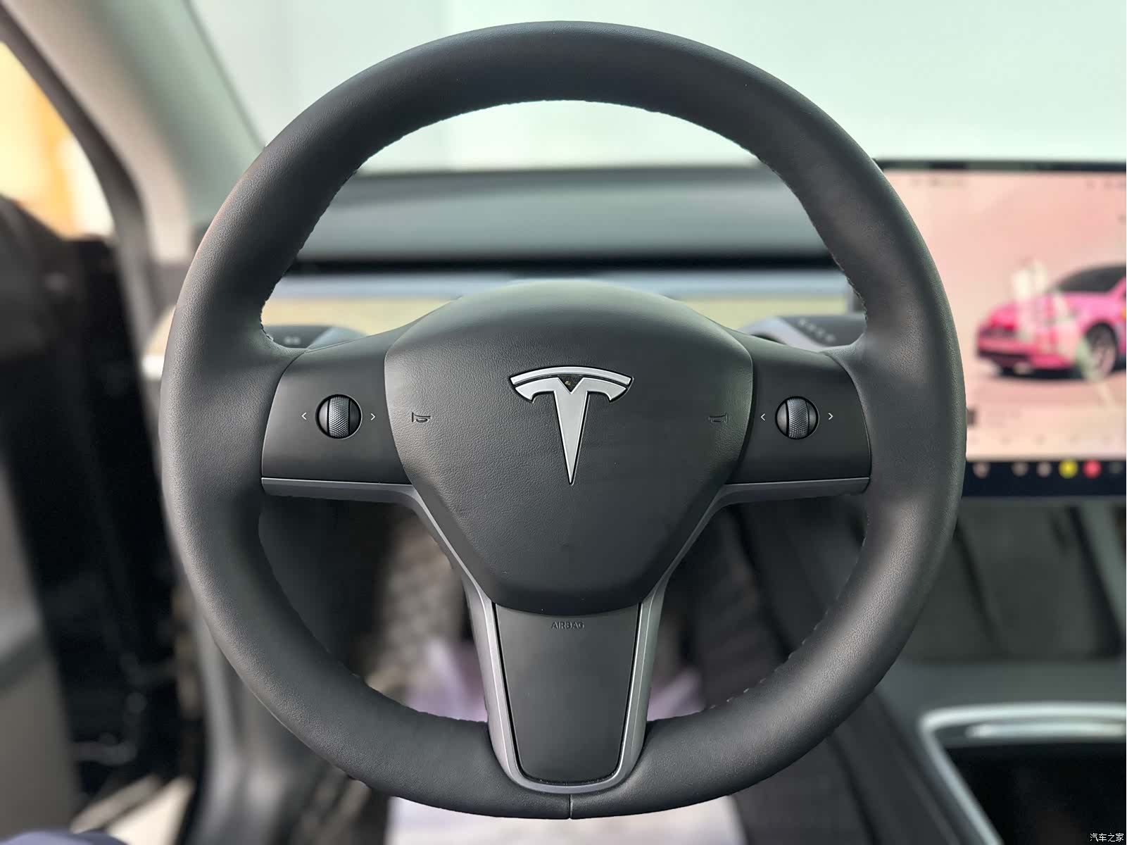 Tesla Model Y, 2023 9