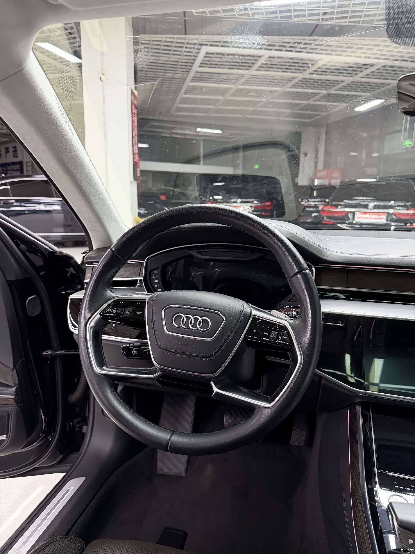 Audi A8L, 2019 12