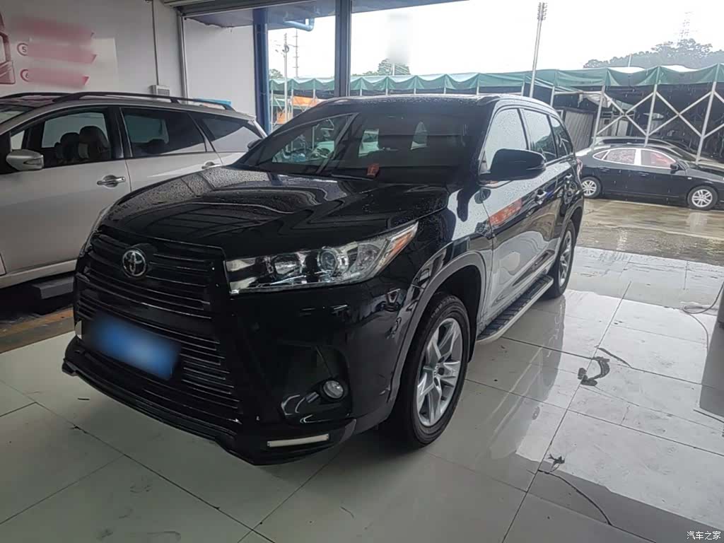 Toyota Highlander, 2021 1