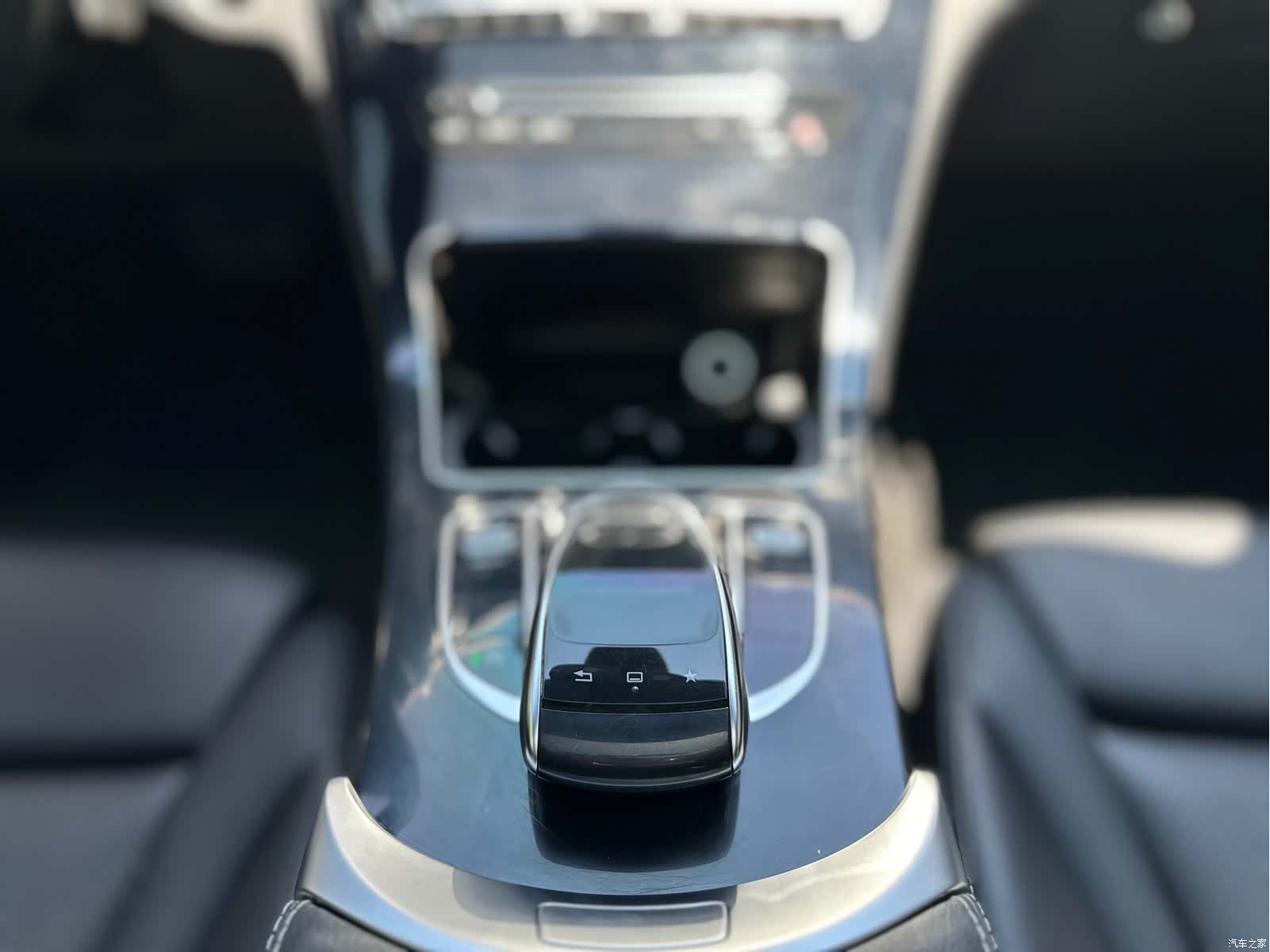 Mercedes-Benz C-Class, 2015 21