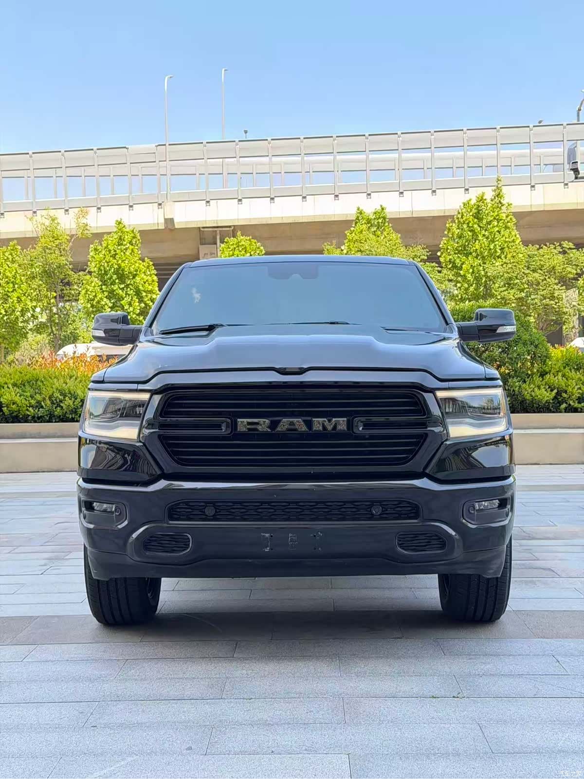 RAM Trucks, 2022 1