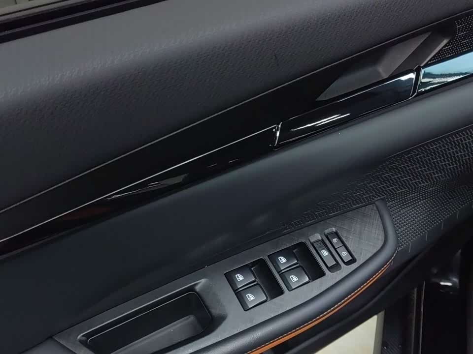 Changan UNI-V Smart iDD