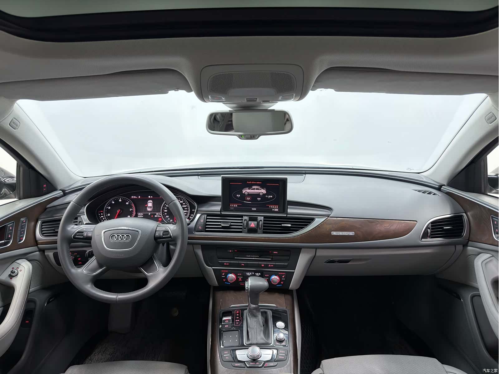 Audi A6L, 2014 18