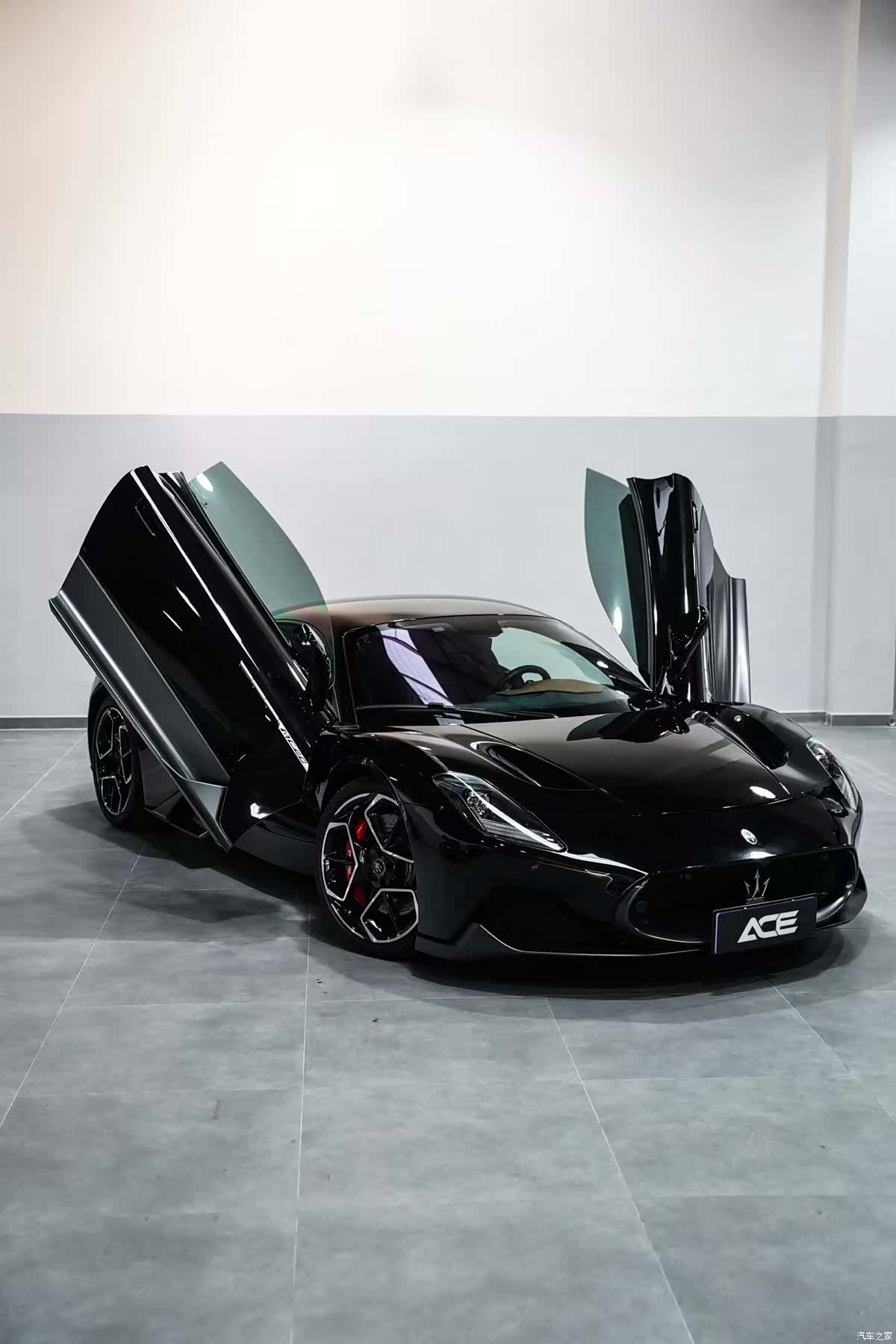 Maserati MC20