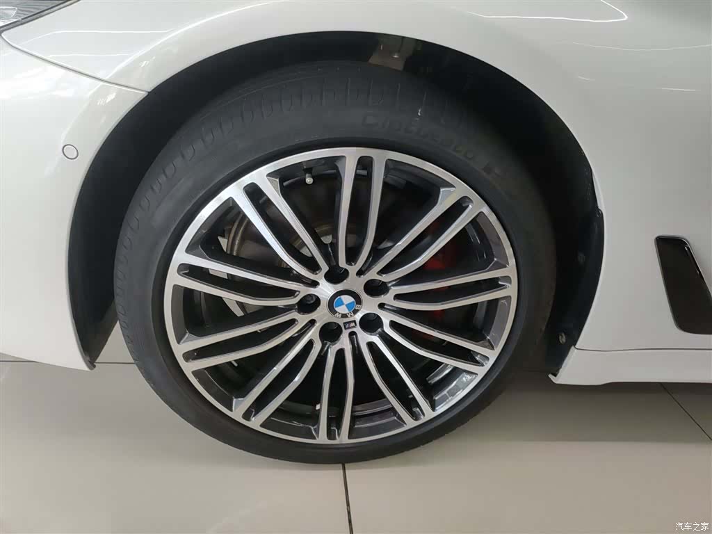 BMW 5 Series, 2018 23