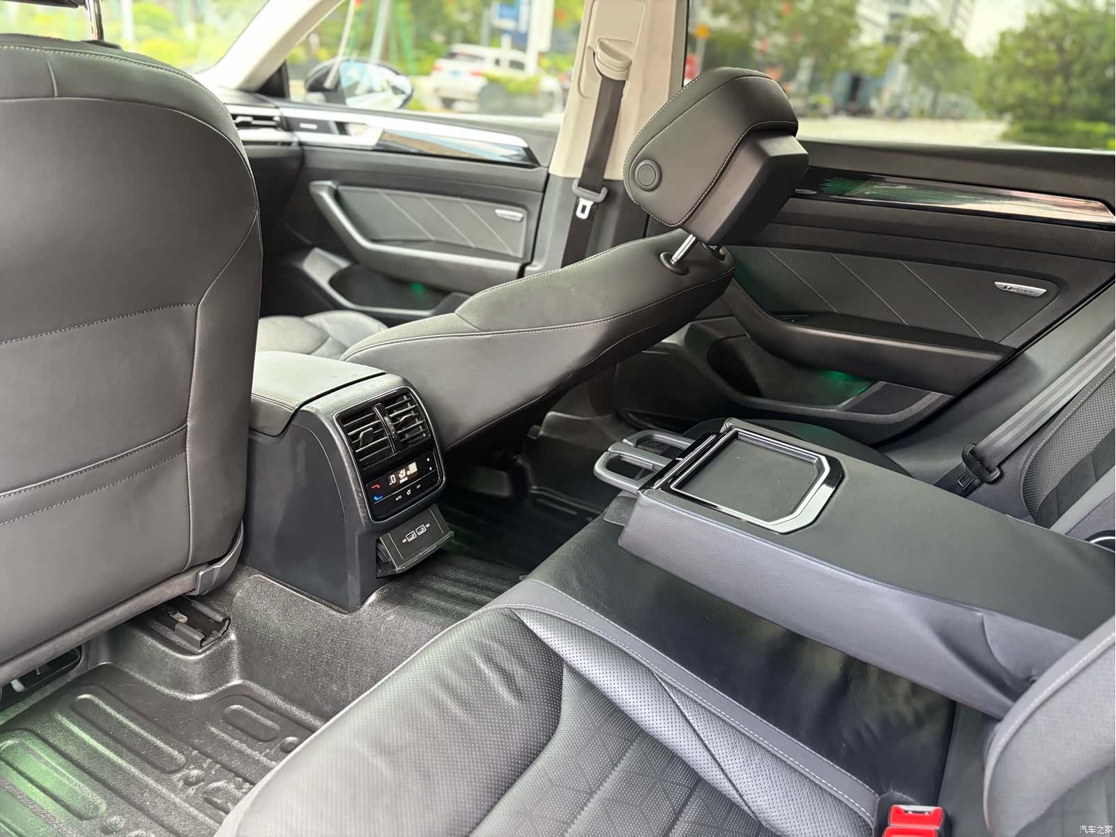 Volkswagen CC, 2021 12
