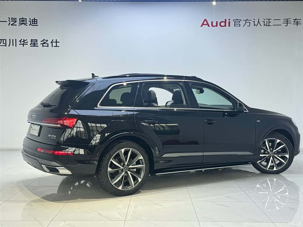 Audi Q7, 2023 4