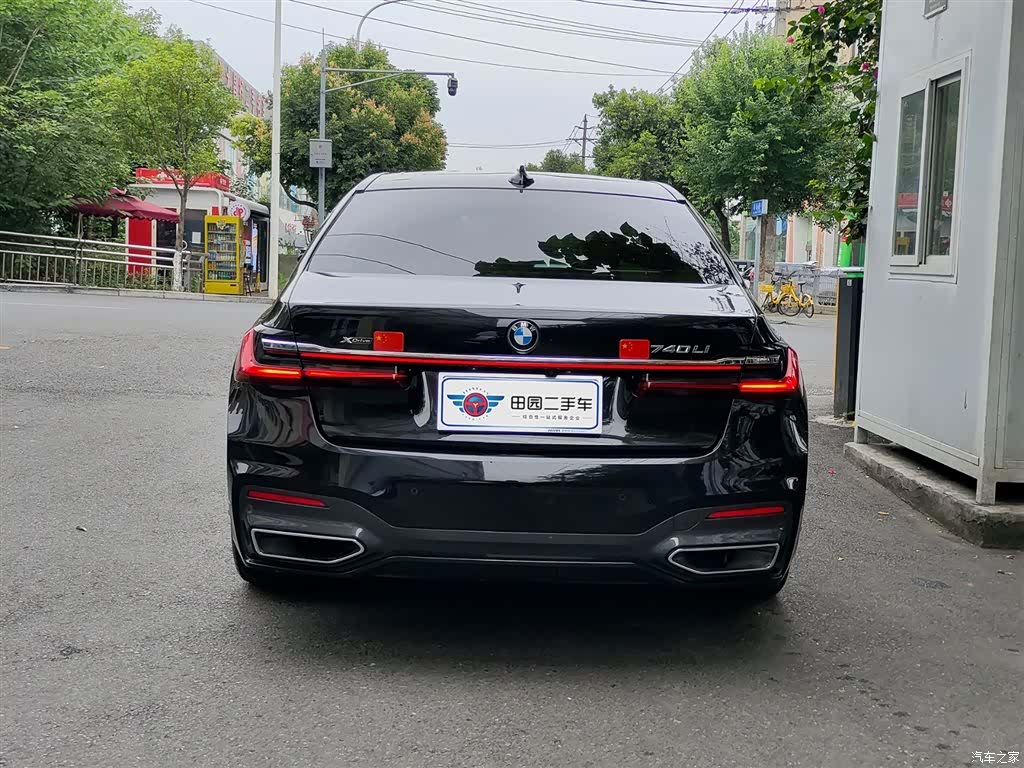 BMW 7 Series, 2022 все фото