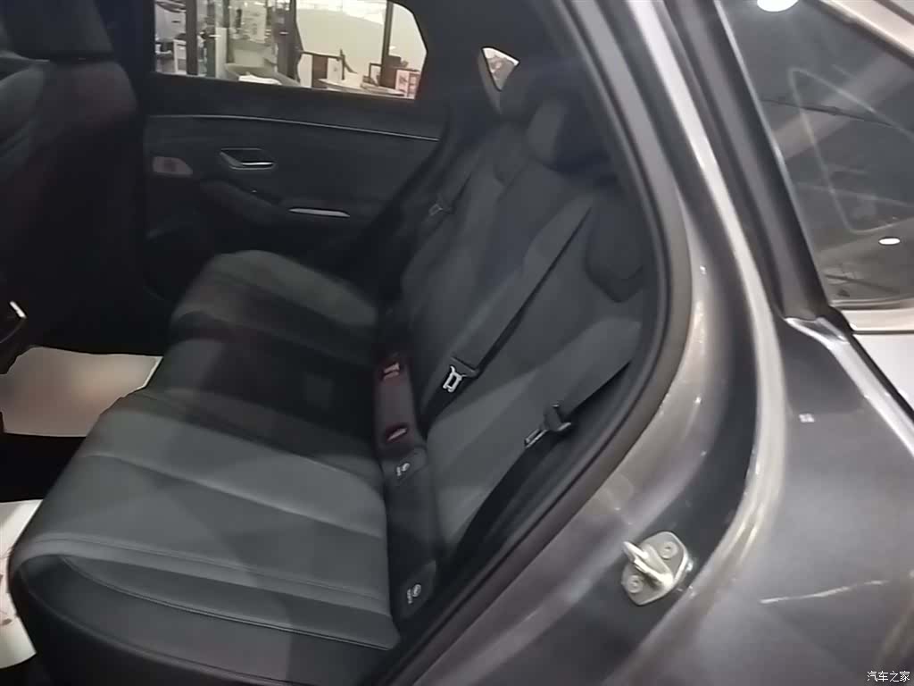 BYD Qin, 2025 17