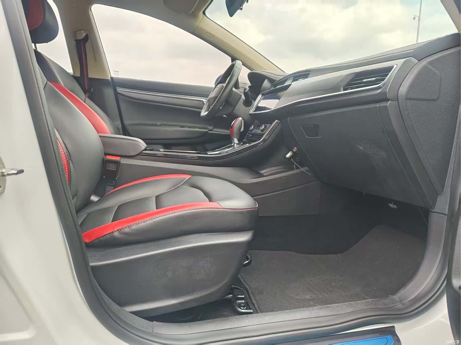Geely Emgrand, 2020 12