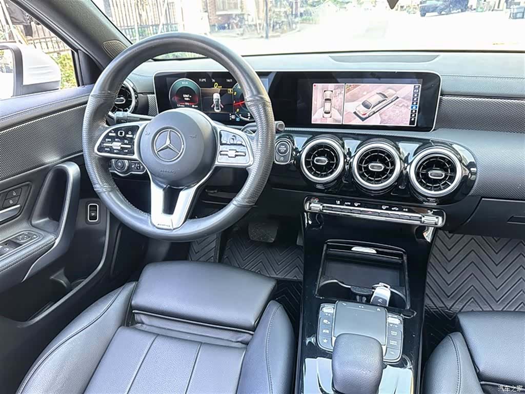 Mercedes-Benz A-Class, 2020 14