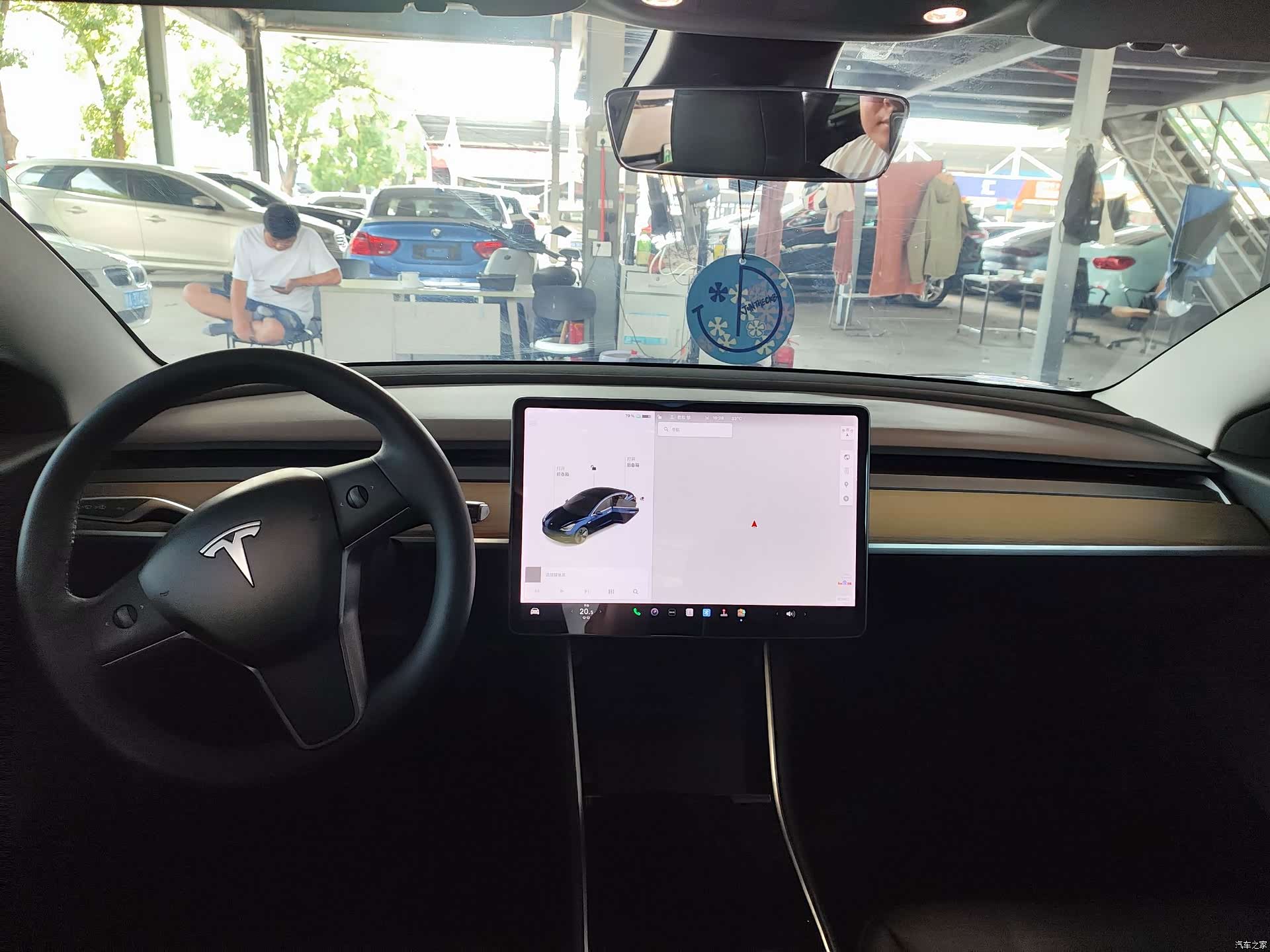 Tesla Model 3, 2020 4