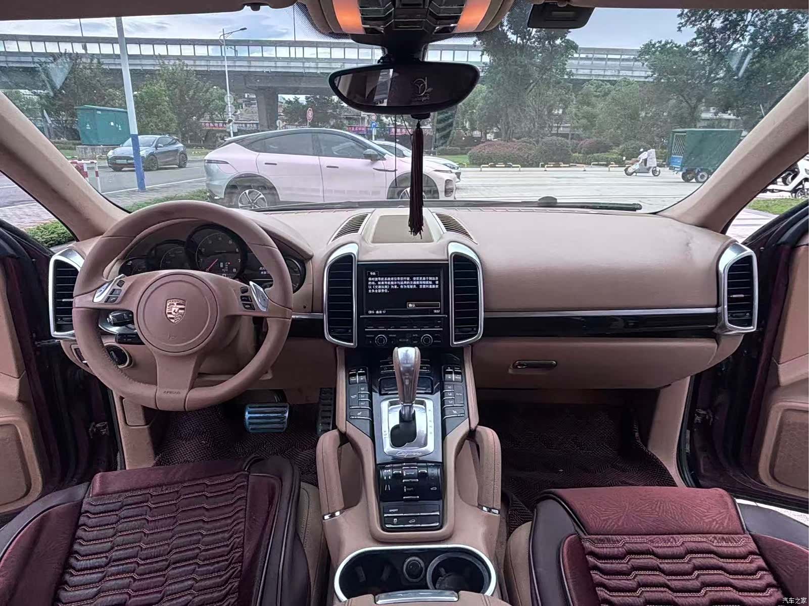 Porsche Cayenne, 2012 26